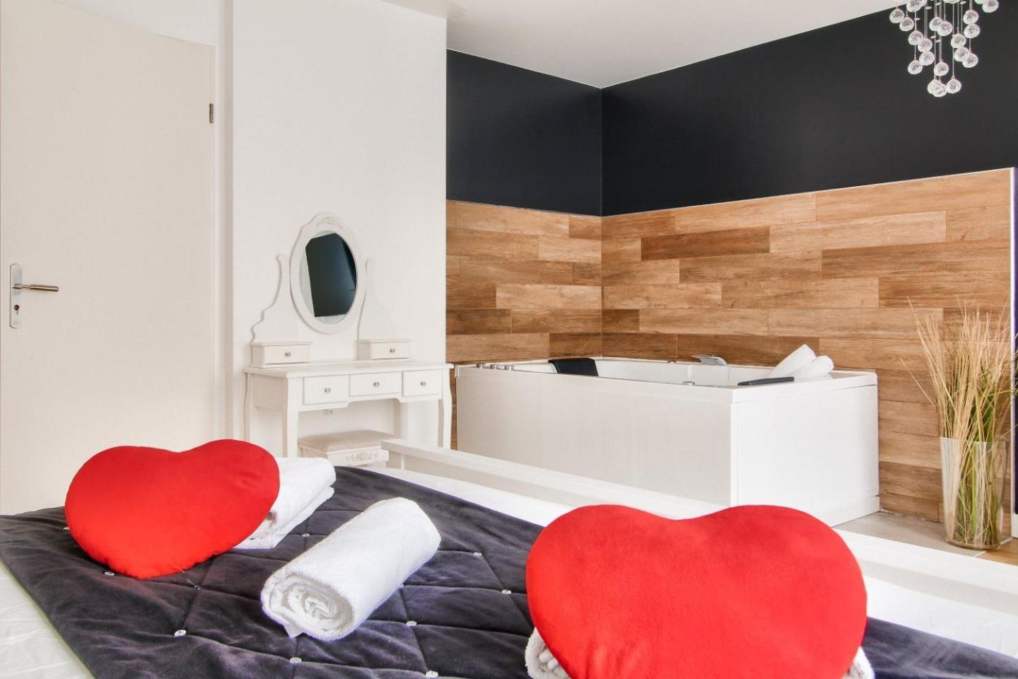 123Home - Suite & Spa Xl Montévrain Buitenkant foto