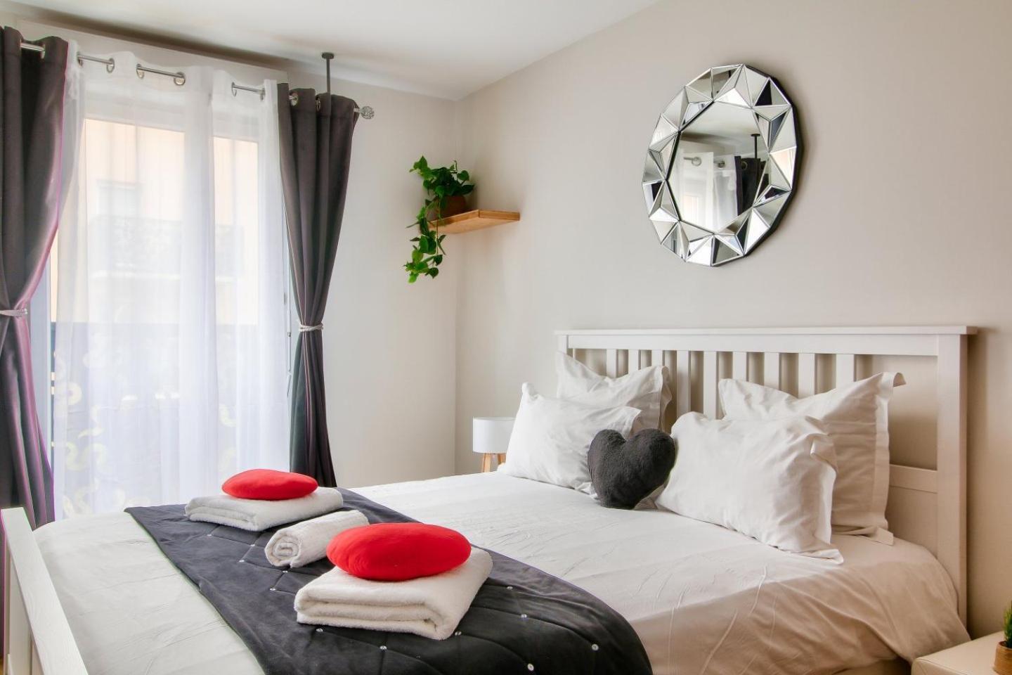 123Home - Suite & Spa Xl Montévrain Buitenkant foto